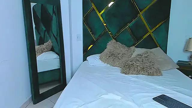 Girls: Stay up-to-date with the latest immersive cam streams gallery and try the most sensual entertainers flaunt their aroused bushes and steaming hot physiques as they lay bare and cum.