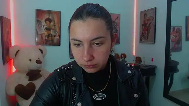 Girls: Stay up-to-date with the latest immersive cam streams gallery and try the most sensual entertainers flaunt their aroused bushes and steaming hot physiques as they lay bare and cum.