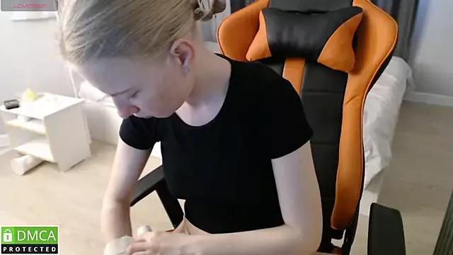 Girls: Stay up-to-date with the latest immersive cam streams gallery and try the most sensual entertainers flaunt their aroused bushes and steaming hot physiques as they lay bare and cum.