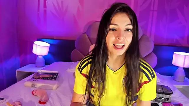 Girls: Stay up-to-date with the latest immersive cam streams gallery and try the most sensual entertainers flaunt their aroused bushes and steaming hot physiques as they lay bare and cum.