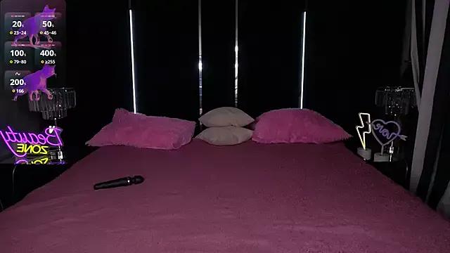 Girls: Stay up-to-date with the latest immersive cam streams gallery and try the most sensual entertainers flaunt their aroused bushes and steaming hot physiques as they lay bare and cum.