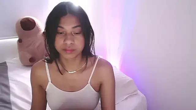 Girls: Stay up-to-date with the latest immersive cam streams gallery and try the most sensual entertainers flaunt their aroused bushes and steaming hot physiques as they lay bare and cum.