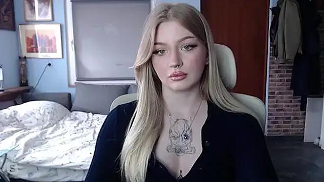 Girls: Stay up-to-date with the latest immersive cam streams gallery and try the most sensual entertainers flaunt their aroused bushes and steaming hot physiques as they lay bare and cum.
