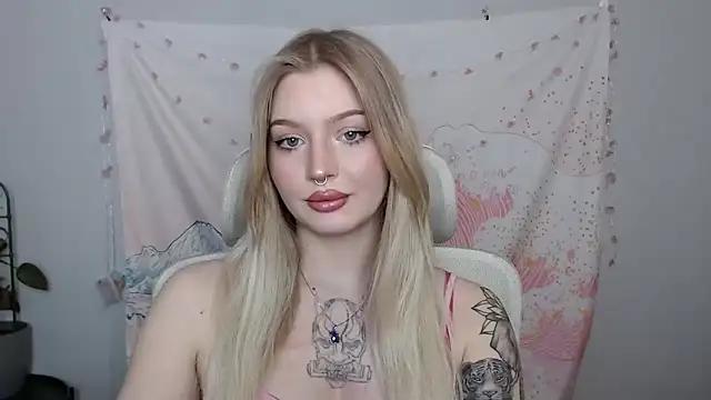 Girls: Stay up-to-date with the latest immersive cam streams gallery and try the most sensual entertainers flaunt their aroused bushes and steaming hot physiques as they lay bare and cum.
