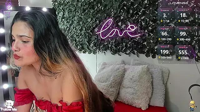 Girls: Stay up-to-date with the latest immersive cam streams gallery and try the most sensual entertainers flaunt their aroused bushes and steaming hot physiques as they lay bare and cum.