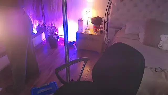Girls: Stay up-to-date with the latest immersive cam streams gallery and try the most sensual entertainers flaunt their aroused bushes and steaming hot physiques as they lay bare and cum.