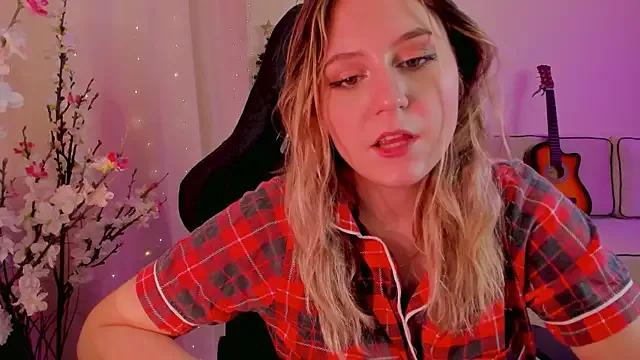Girls: Stay up-to-date with the latest immersive cam streams gallery and try the most sensual entertainers flaunt their aroused bushes and steaming hot physiques as they lay bare and cum.