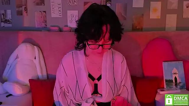 dreamgirllovee from StripChat is Freechat