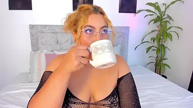 Girls: Stay up-to-date with the latest immersive cam streams gallery and try the most sensual entertainers flaunt their aroused bushes and steaming hot physiques as they lay bare and cum.