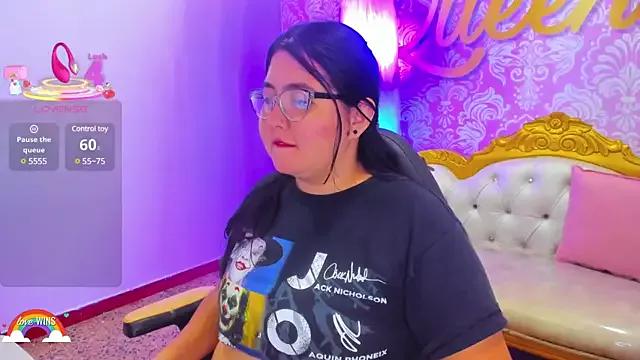 Girls: Stay up-to-date with the latest immersive cam streams gallery and try the most sensual entertainers flaunt their aroused bushes and steaming hot physiques as they lay bare and cum.