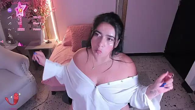 Girls: Stay up-to-date with the latest immersive cam streams gallery and try the most sensual entertainers flaunt their aroused bushes and steaming hot physiques as they lay bare and cum.