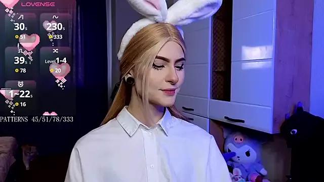 Girls: Stay up-to-date with the latest immersive cam streams gallery and try the most sensual entertainers flaunt their aroused bushes and steaming hot physiques as they lay bare and cum.