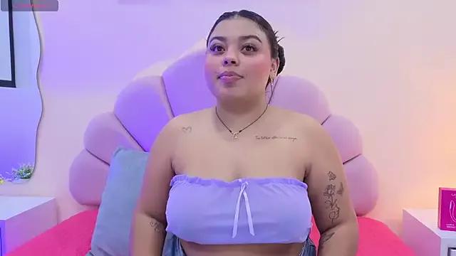 Girls: Stay up-to-date with the latest immersive cam streams gallery and try the most sensual entertainers flaunt their aroused bushes and steaming hot physiques as they lay bare and cum.