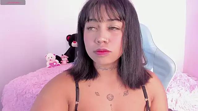 Girls: Stay up-to-date with the latest immersive cam streams gallery and try the most sensual entertainers flaunt their aroused bushes and steaming hot physiques as they lay bare and cum.