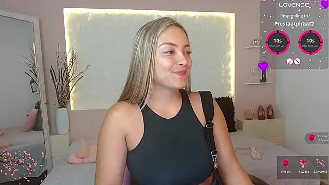 Girls: Stay up-to-date with the latest immersive cam streams gallery and try the most sensual entertainers flaunt their aroused bushes and steaming hot physiques as they lay bare and cum.