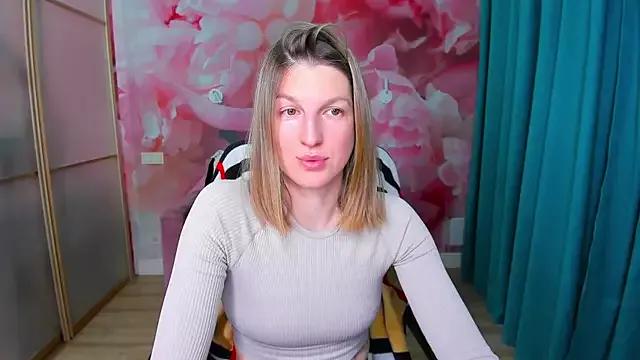 Girls: Stay up-to-date with the latest immersive cam streams gallery and try the most sensual entertainers flaunt their aroused bushes and steaming hot physiques as they lay bare and cum.
