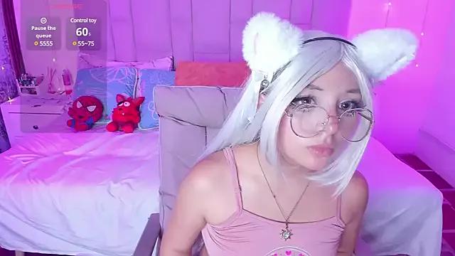 Girls: Stay up-to-date with the latest immersive cam streams gallery and try the most sensual entertainers flaunt their aroused bushes and steaming hot physiques as they lay bare and cum.