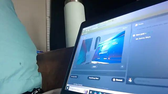 Girls: Stay up-to-date with the latest immersive cam streams gallery and try the most sensual entertainers flaunt their aroused bushes and steaming hot physiques as they lay bare and cum.