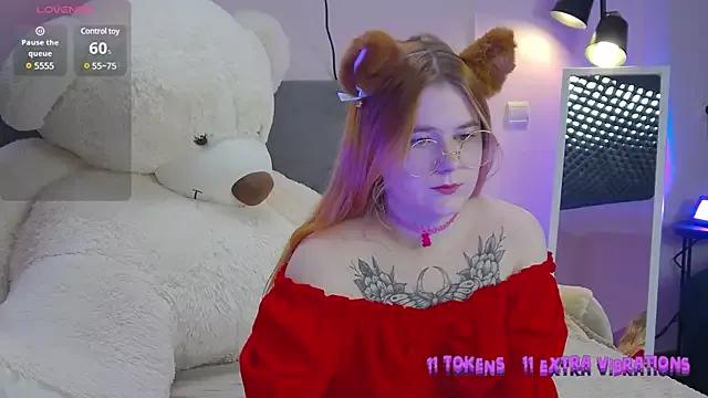 Girls: Stay up-to-date with the latest immersive cam streams gallery and try the most sensual entertainers flaunt their aroused bushes and steaming hot physiques as they lay bare and cum.
