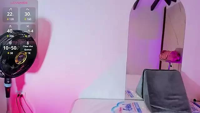 Girls: Stay up-to-date with the latest immersive cam streams gallery and try the most sensual entertainers flaunt their aroused bushes and steaming hot physiques as they lay bare and cum.