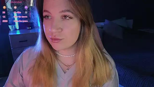 Girls: Stay up-to-date with the latest immersive cam streams gallery and try the most sensual entertainers flaunt their aroused bushes and steaming hot physiques as they lay bare and cum.