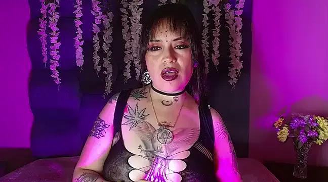 Girls: Stay up-to-date with the latest immersive cam streams gallery and try the most sensual entertainers flaunt their aroused bushes and steaming hot physiques as they lay bare and cum.