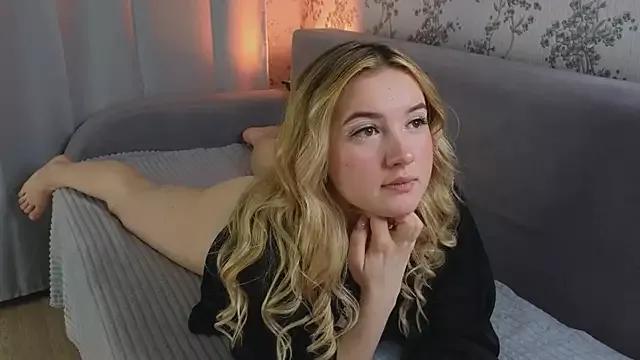 Girls: Stay up-to-date with the latest immersive cam streams gallery and try the most sensual entertainers flaunt their aroused bushes and steaming hot physiques as they lay bare and cum.