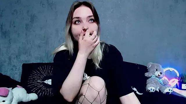 Girls: Stay up-to-date with the latest immersive cam streams gallery and try the most sensual entertainers flaunt their aroused bushes and steaming hot physiques as they lay bare and cum.