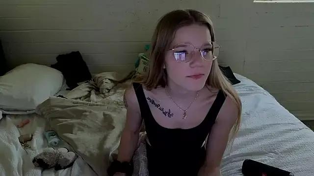 foxy_ana13 from StripChat is Freechat