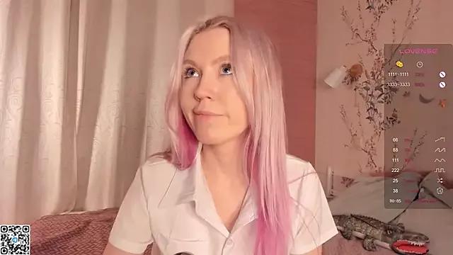 Girls: Stay up-to-date with the latest immersive cam streams gallery and try the most sensual entertainers flaunt their aroused bushes and steaming hot physiques as they lay bare and cum.