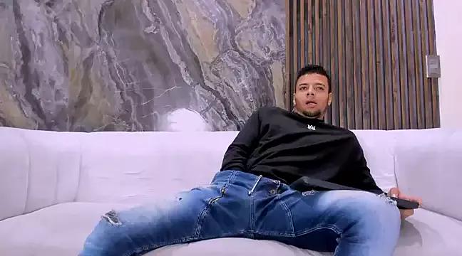 friendship_x from StripChat is Freechat