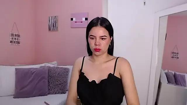 GalaYoung from StripChat is Freechat