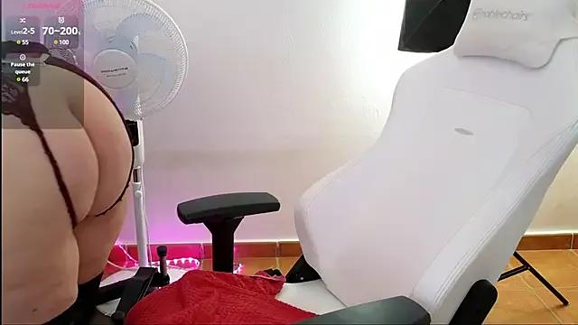 Girls: Stay up-to-date with the latest immersive cam streams gallery and try the most sensual entertainers flaunt their aroused bushes and steaming hot physiques as they lay bare and cum.