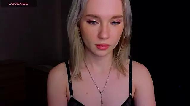 Girls: Stay up-to-date with the latest immersive cam streams gallery and try the most sensual entertainers flaunt their aroused bushes and steaming hot physiques as they lay bare and cum.