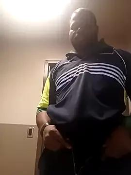 goodboybaddaddy from StripChat is Freechat