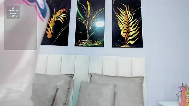 Girls: Stay up-to-date with the latest immersive cam streams gallery and try the most sensual entertainers flaunt their aroused bushes and steaming hot physiques as they lay bare and cum.