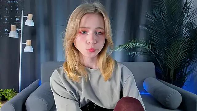 Girls: Stay up-to-date with the latest immersive cam streams gallery and try the most sensual entertainers flaunt their aroused bushes and steaming hot physiques as they lay bare and cum.