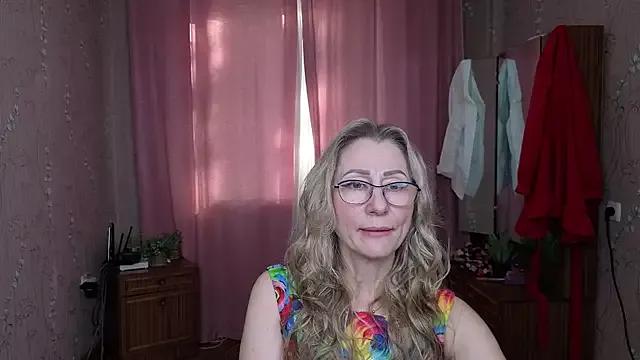 Girls: Stay up-to-date with the latest immersive cam streams gallery and try the most sensual entertainers flaunt their aroused bushes and steaming hot physiques as they lay bare and cum.