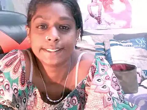 Harl3ysugar4u from StripChat is Freechat