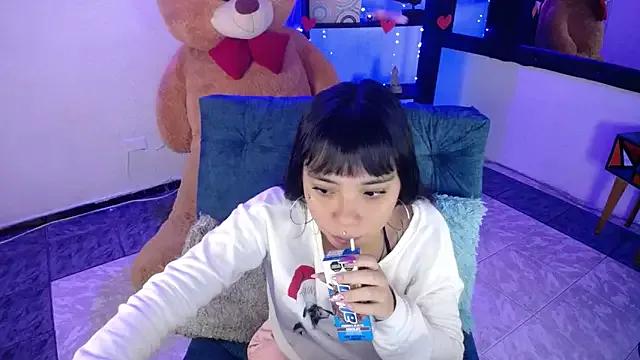 Girls: Stay up-to-date with the latest immersive cam streams gallery and try the most sensual entertainers flaunt their aroused bushes and steaming hot physiques as they lay bare and cum.