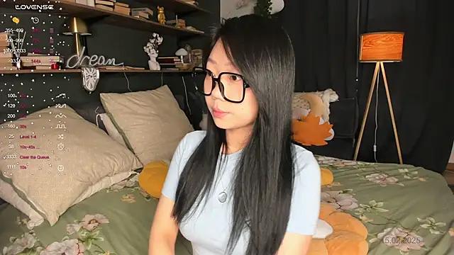 Girls: Stay up-to-date with the latest immersive cam streams gallery and try the most sensual entertainers flaunt their aroused bushes and steaming hot physiques as they lay bare and cum.