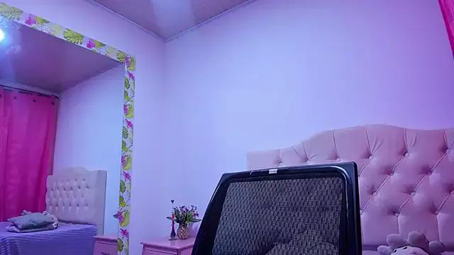 Girls: Stay up-to-date with the latest immersive cam streams gallery and try the most sensual entertainers flaunt their aroused bushes and steaming hot physiques as they lay bare and cum.