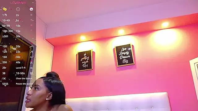 Girls: Stay up-to-date with the latest immersive cam streams gallery and try the most sensual entertainers flaunt their aroused bushes and steaming hot physiques as they lay bare and cum.