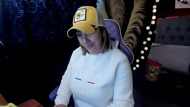 Girls: Stay up-to-date with the latest immersive cam streams gallery and try the most sensual entertainers flaunt their aroused bushes and steaming hot physiques as they lay bare and cum.