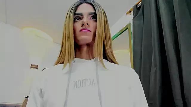Girls: Stay up-to-date with the latest immersive cam streams gallery and try the most sensual entertainers flaunt their aroused bushes and steaming hot physiques as they lay bare and cum.