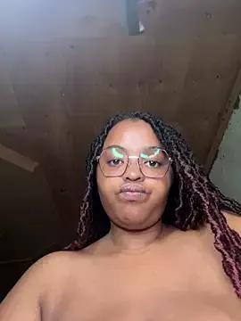 Its_Linahlove from StripChat is Freechat