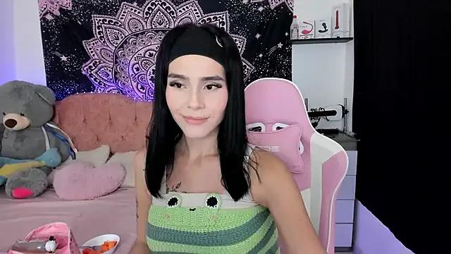 Girls: Stay up-to-date with the latest immersive cam streams gallery and try the most sensual entertainers flaunt their aroused bushes and steaming hot physiques as they lay bare and cum.