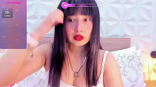 Jade_Wells from StripChat is Freechat