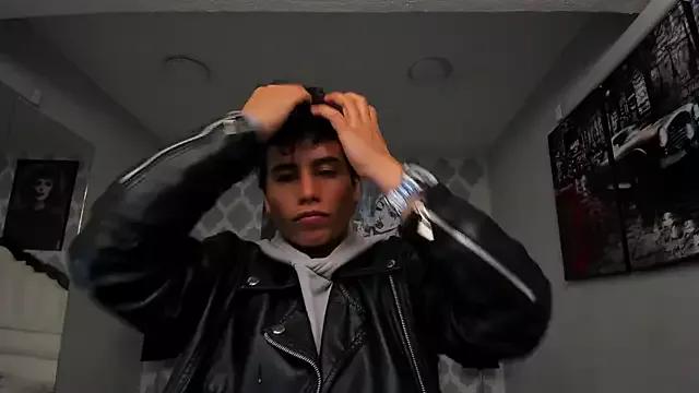 Girls: Stay up-to-date with the latest immersive cam streams gallery and try the most sensual entertainers flaunt their aroused bushes and steaming hot physiques as they lay bare and cum.