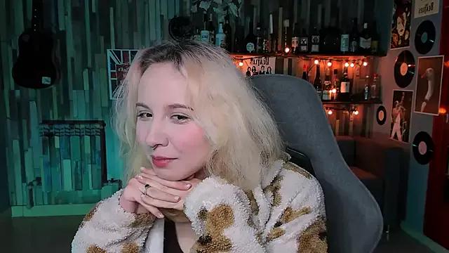 Girls: Stay up-to-date with the latest immersive cam streams gallery and try the most sensual entertainers flaunt their aroused bushes and steaming hot physiques as they lay bare and cum.